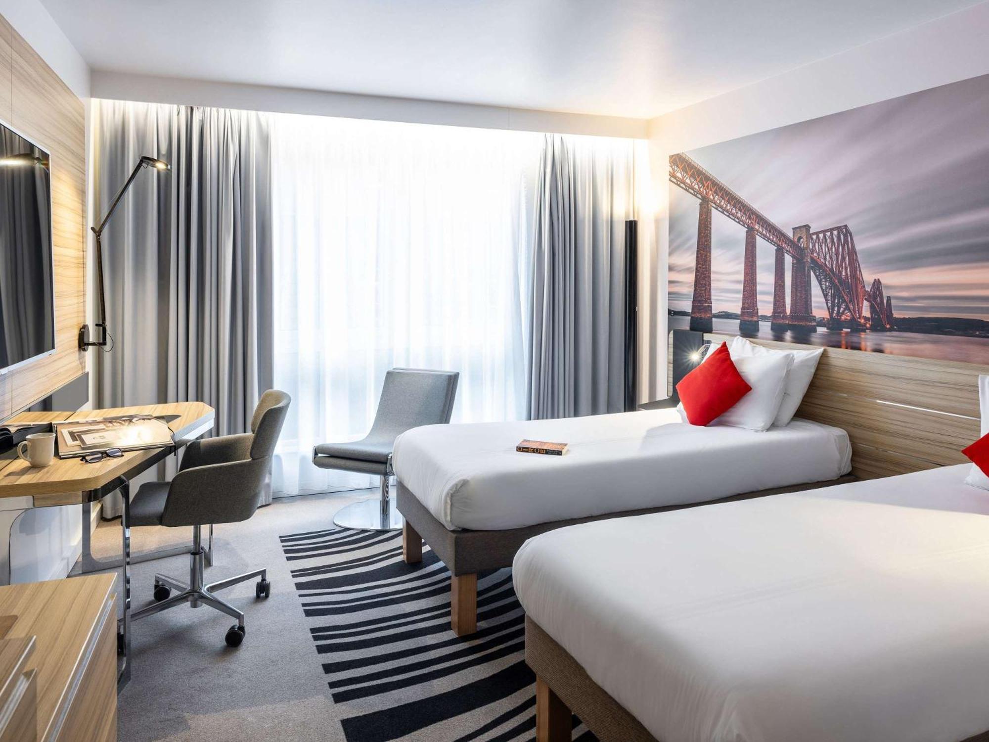 Novotel Edinburgh Centre Esterno foto