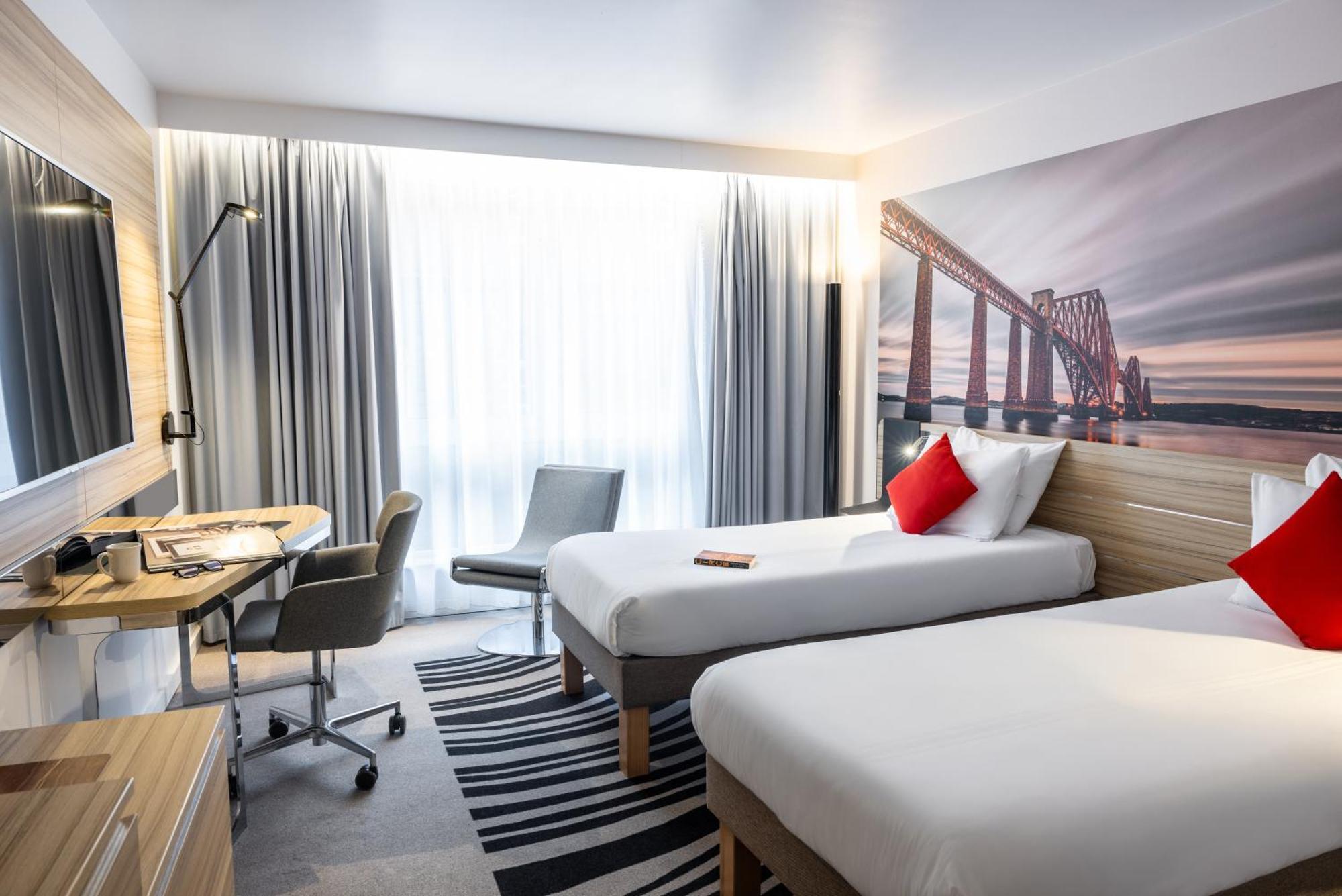 Novotel Edinburgh Centre Esterno foto